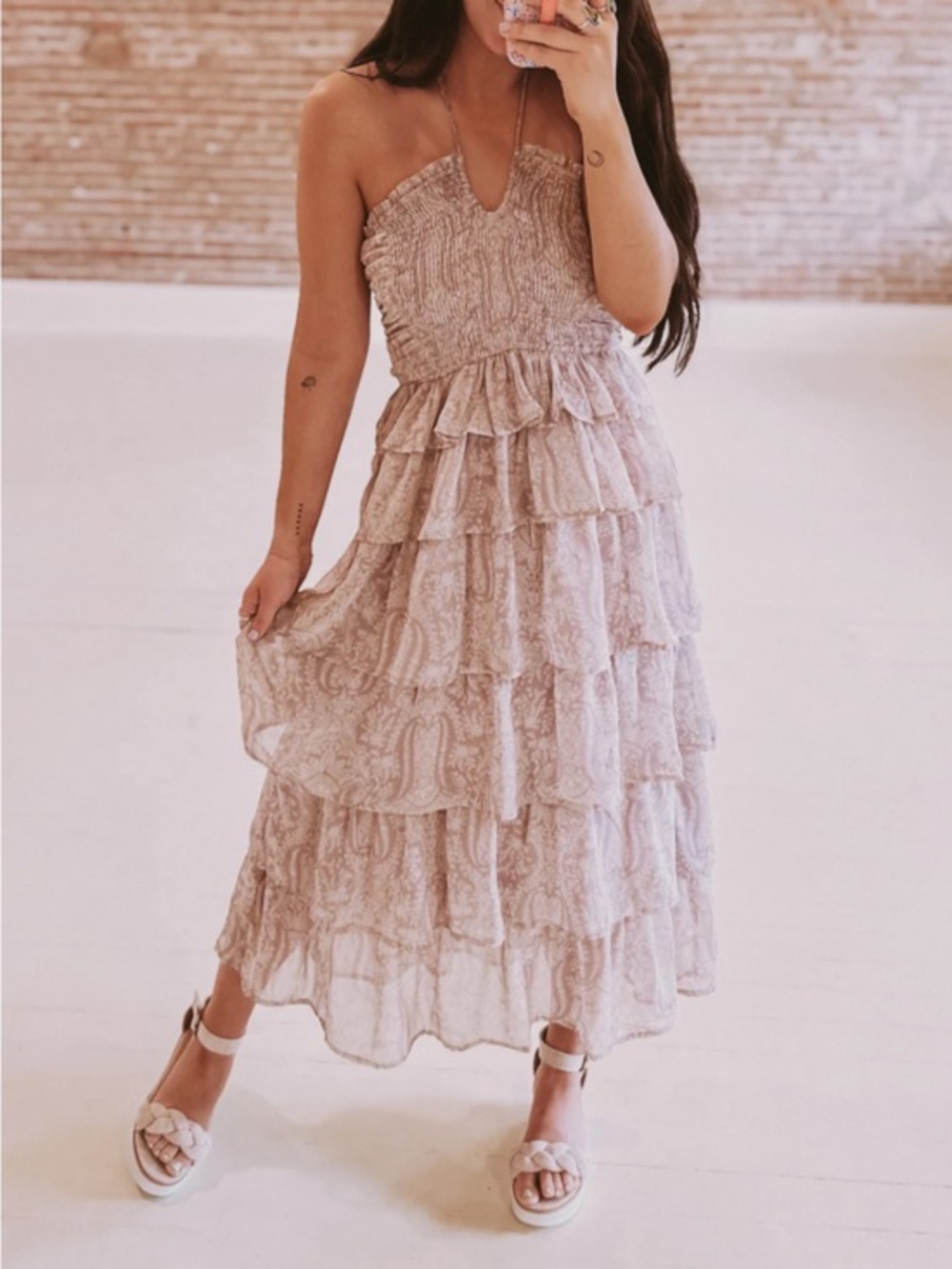 NWOT Boutique Sleeveless Tiered Ruffle Maxi Dress in Blush Paisley